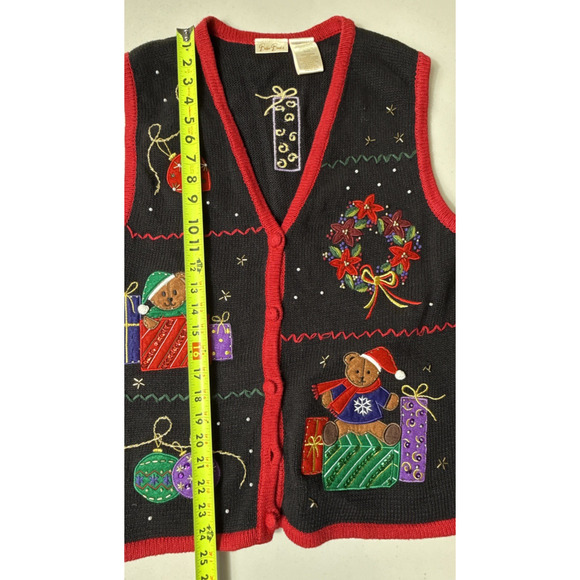 Women’s Christmas Sweater Vest Size M Festive Red Black Holiday Ugly Colorful - Picture 7 of 10